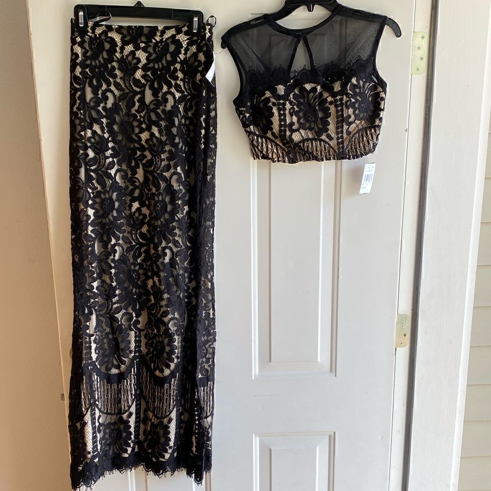 2 Piece Formal Lace Body Con Dress-Brand New